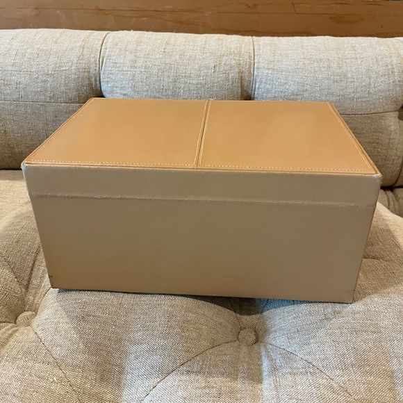 Red Envelope leatherette Jewelry Box in camel tan w ivory interior & Sil… - Picture 15 of 15